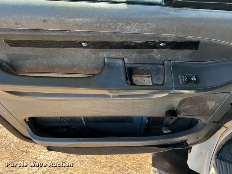 image for item DO8918 2007 Freightliner Columbia  water truck