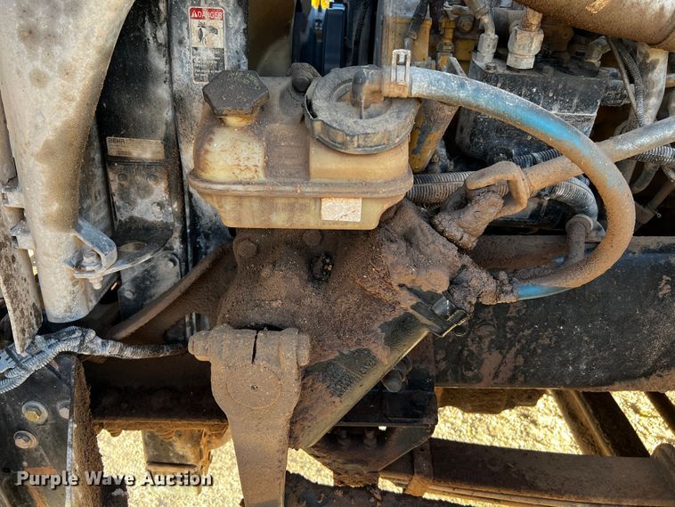 image for item DO8918 2007 Freightliner Columbia  water truck