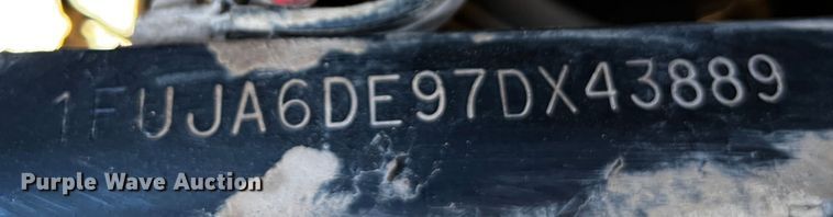 image for item DO8918 2007 Freightliner Columbia  water truck