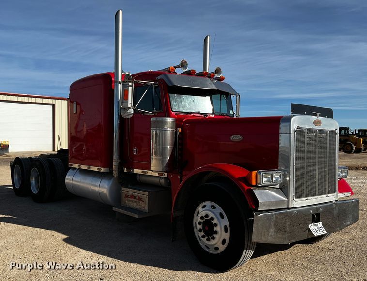 image for item DO8922 1987 Peterbilt 379  semi truck