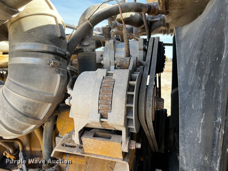 image for item DO8922 1987 Peterbilt 379  semi truck