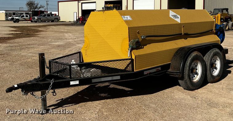 image for item DO8923 WG  fuel trailer