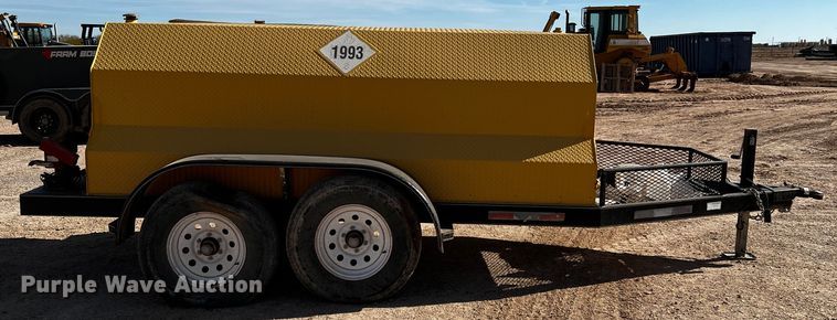 image for item DO8923 WG  fuel trailer