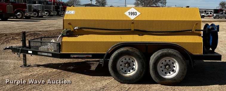 image for item DO8923 WG  fuel trailer