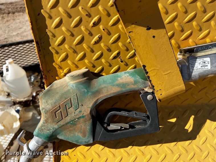 image for item DO8923 WG  fuel trailer