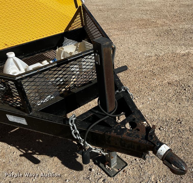 image for item DO8923 WG  fuel trailer