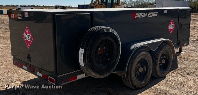 image for item DO8924 2020 Farm Boss FB990  fuel / lube trailer