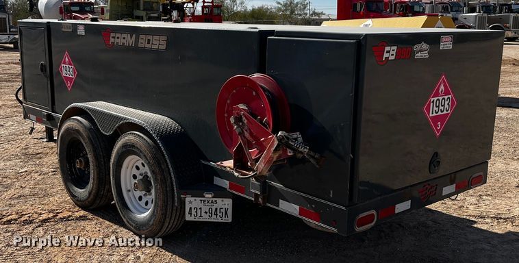 image for item DO8924 2020 Farm Boss FB990  fuel / lube trailer