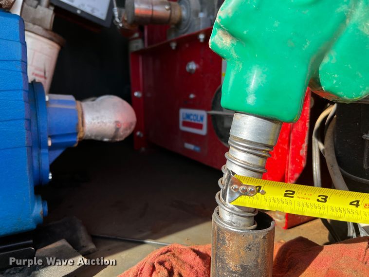 image for item DO8924 2020 Farm Boss FB990  fuel / lube trailer