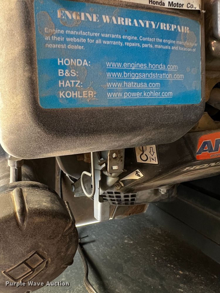 image for item DO8924 2020 Farm Boss FB990  fuel / lube trailer