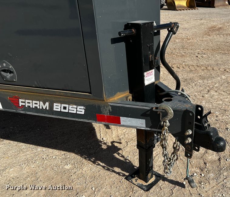 image for item DO8924 2020 Farm Boss FB990  fuel / lube trailer