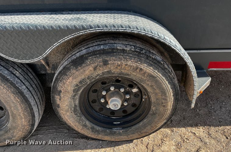 image for item DO8924 2020 Farm Boss FB990  fuel / lube trailer