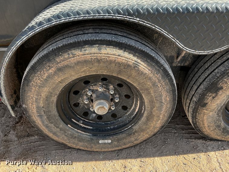 image for item DO8924 2020 Farm Boss FB990  fuel / lube trailer