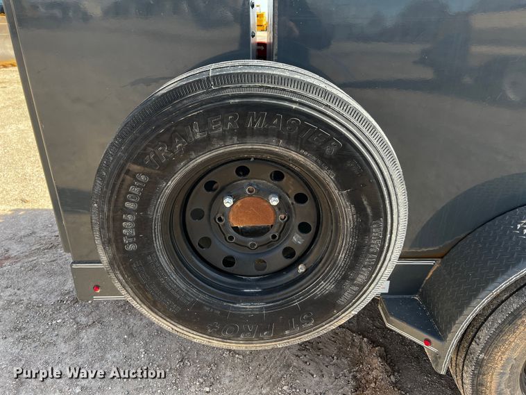 image for item DO8924 2020 Farm Boss FB990  fuel / lube trailer