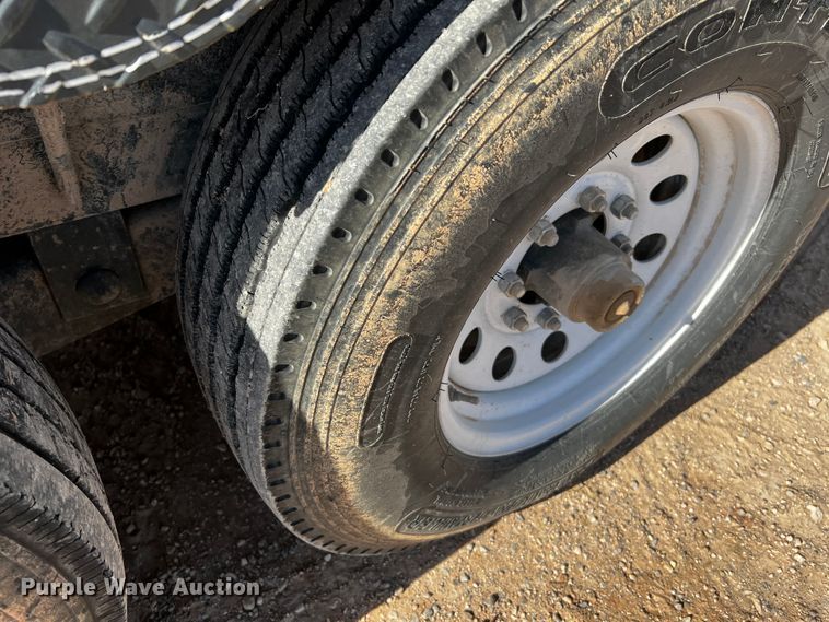 image for item DO8924 2020 Farm Boss FB990  fuel / lube trailer