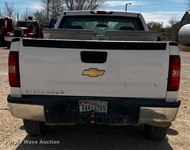 image for item DO8931 2010 Chevrolet Silverado 1500  pickup truck