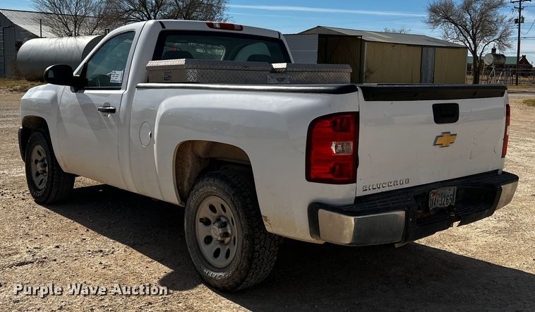 image for item DO8931 2010 Chevrolet Silverado 1500  pickup truck