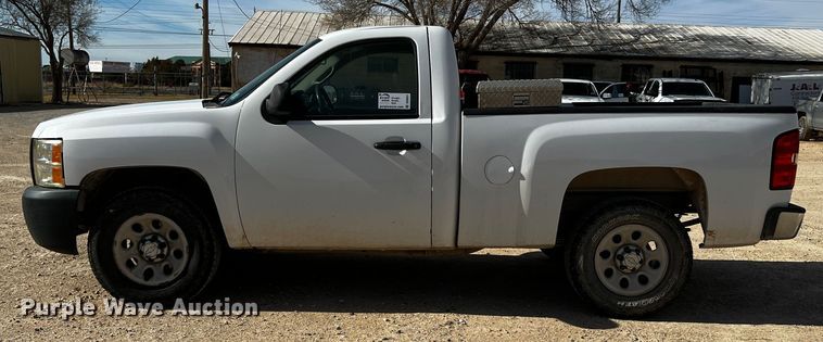 image for item DO8931 2010 Chevrolet Silverado 1500  pickup truck