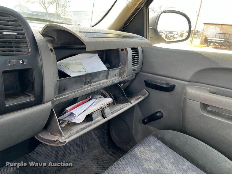 image for item DO8931 2010 Chevrolet Silverado 1500  pickup truck