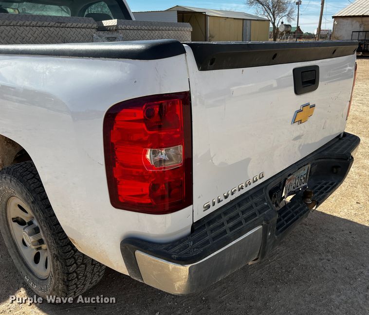 image for item DO8931 2010 Chevrolet Silverado 1500  pickup truck