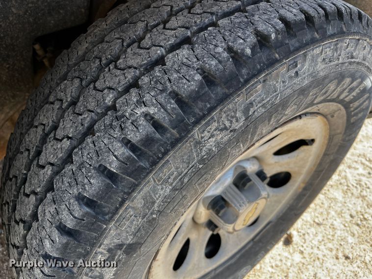 image for item DO8931 2010 Chevrolet Silverado 1500  pickup truck