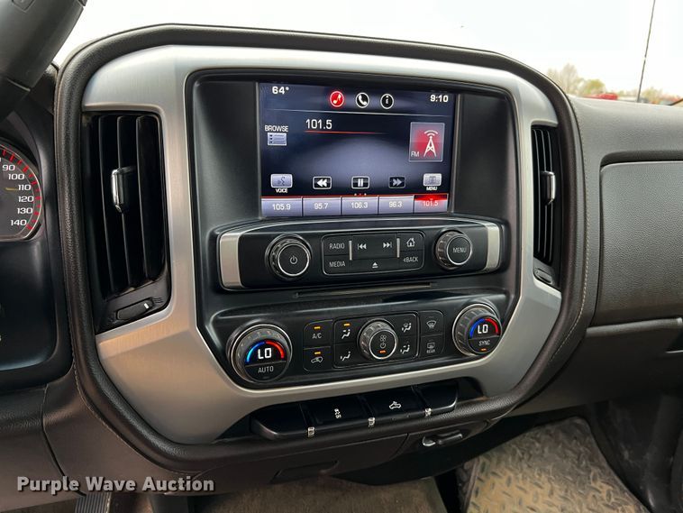 image for item DO8933 2015 GMC Sierra 1500  Double Cab pickup truck