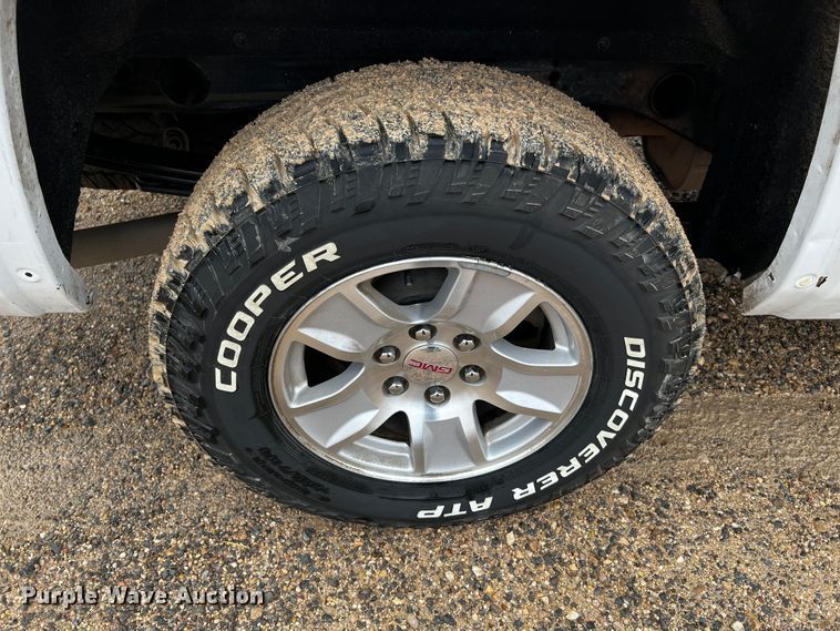 image for item DO8933 2015 GMC Sierra 1500  Double Cab pickup truck