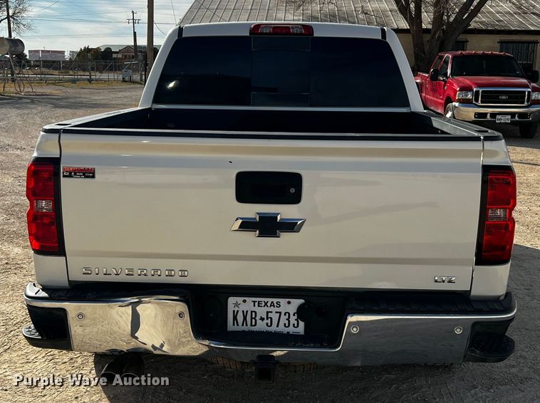 image for item DO8935 2014 Chevrolet Silverado 1500  Crew Cab pickup truck