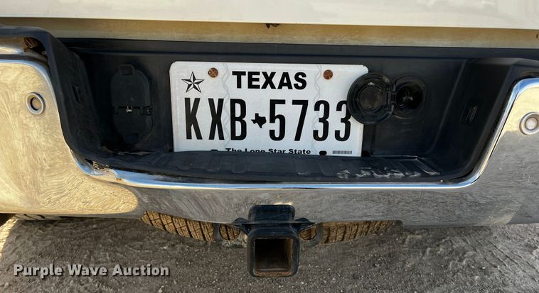 image for item DO8935 2014 Chevrolet Silverado 1500  Crew Cab pickup truck