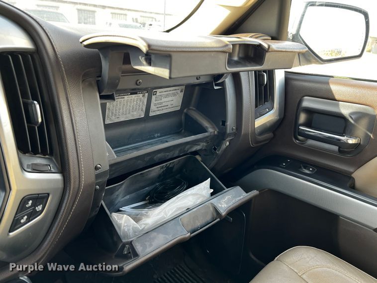 image for item DO8935 2014 Chevrolet Silverado 1500  Crew Cab pickup truck