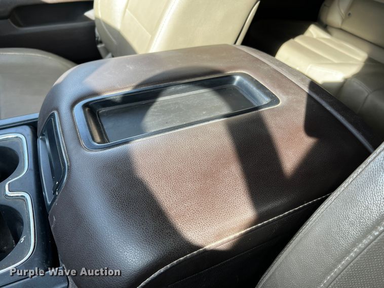 image for item DO8935 2014 Chevrolet Silverado 1500  Crew Cab pickup truck