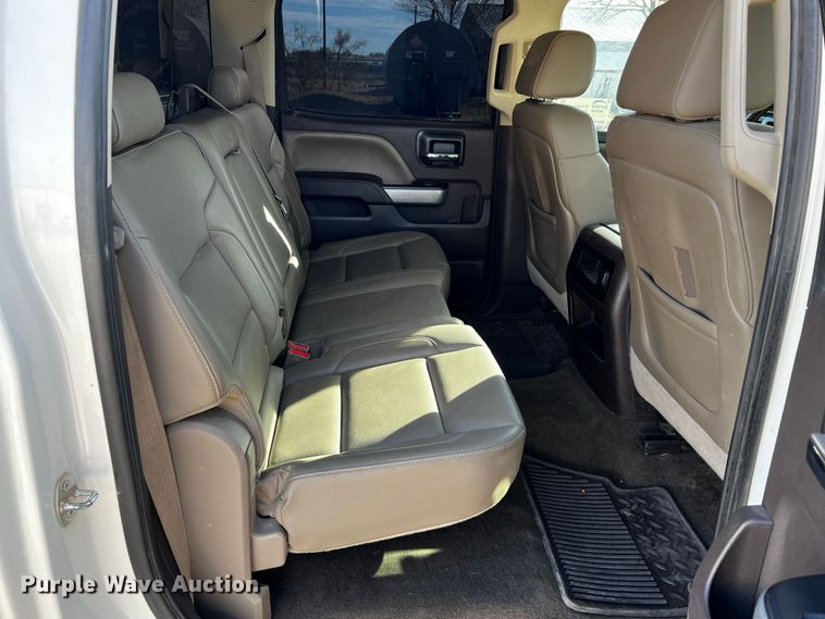 image for item DO8935 2014 Chevrolet Silverado 1500  Crew Cab pickup truck