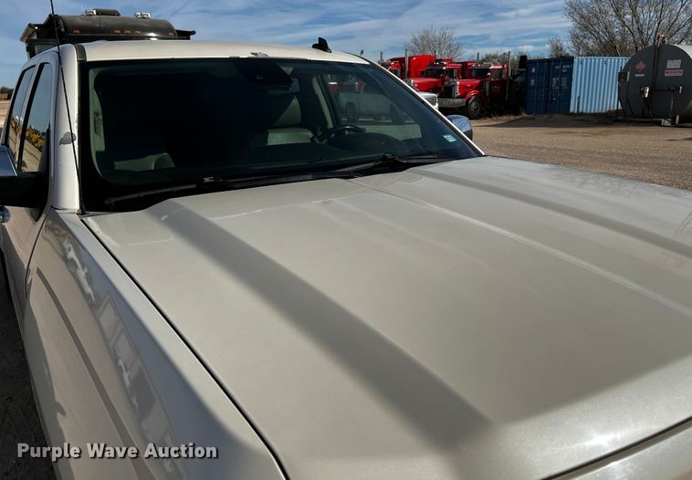 image for item DO8935 2014 Chevrolet Silverado 1500  Crew Cab pickup truck