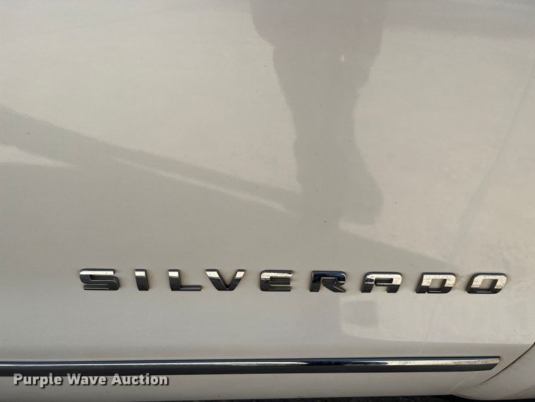 image for item DO8935 2014 Chevrolet Silverado 1500  Crew Cab pickup truck