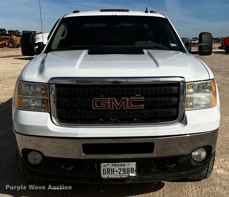 image for item DO8936 2011 GMC Sierra 2500HD  Crew Cab pickup truck