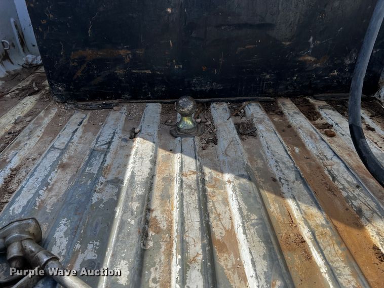 image for item DO8936 2011 GMC Sierra 2500HD  Crew Cab pickup truck