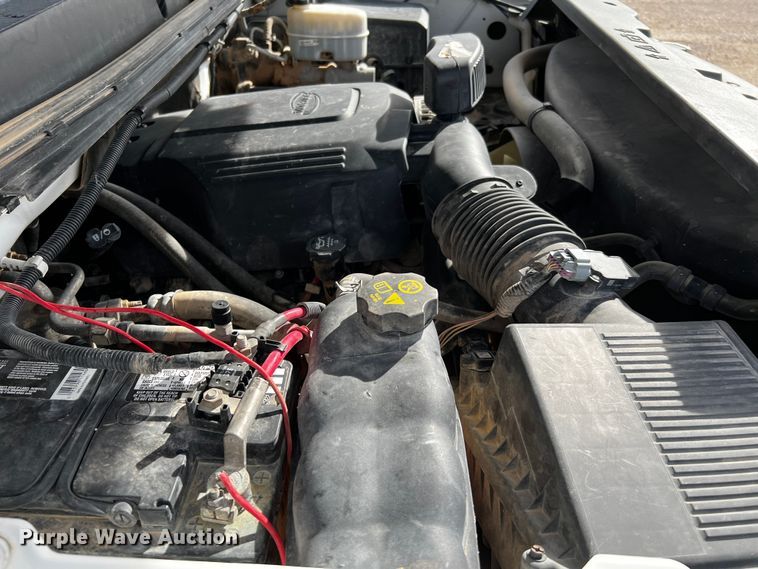 image for item DO8936 2011 GMC Sierra 2500HD  Crew Cab pickup truck