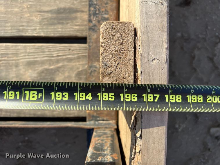 image for item DO8938 2013 Texas Bragg  utility trailer