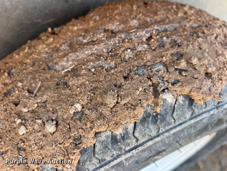 image for item DO8938 2013 Texas Bragg  utility trailer