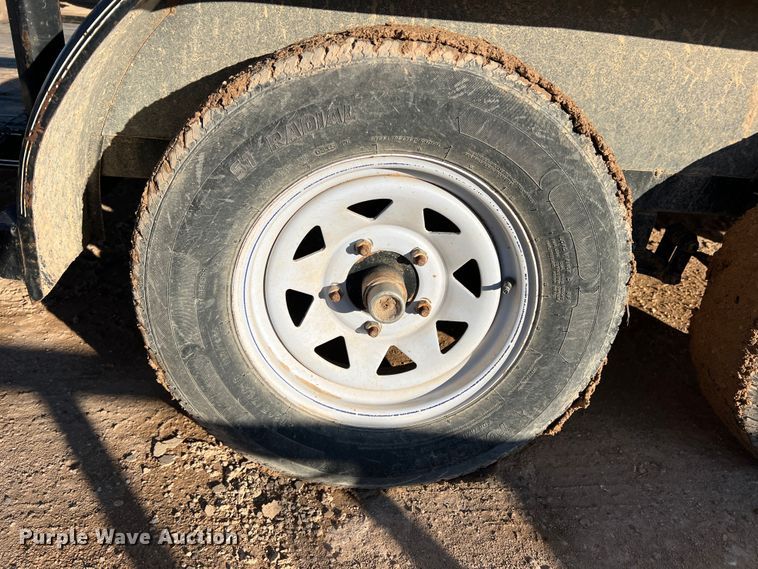 image for item DO8938 2013 Texas Bragg  utility trailer