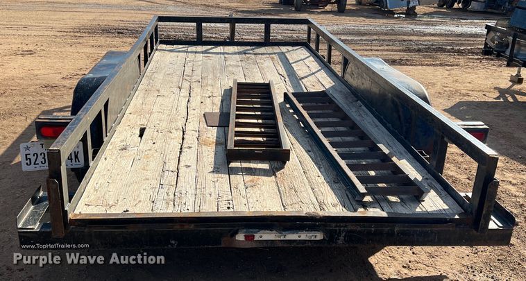 image for item DO8939 2007 Top Hat  utility trailer