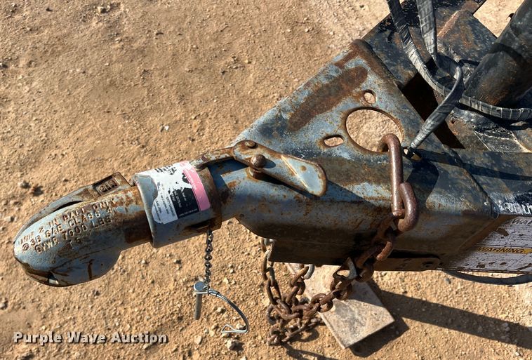 image for item DO8939 2007 Top Hat  utility trailer