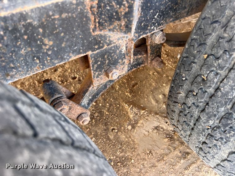 image for item DO8939 2007 Top Hat  utility trailer