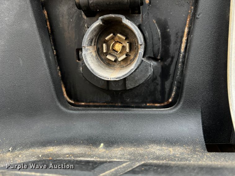 image for item DO8940 2013 GMC Sierra 2500HD  Ext. Cab pickup truck