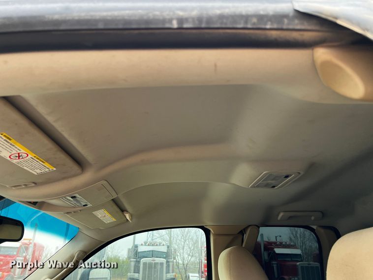 image for item DO8940 2013 GMC Sierra 2500HD  Ext. Cab pickup truck