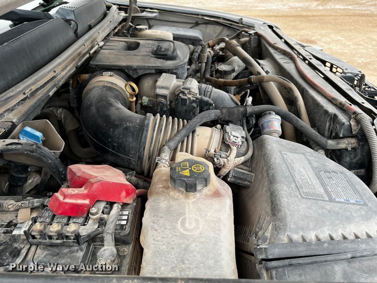 image for item DO8940 2013 GMC Sierra 2500HD  Ext. Cab pickup truck