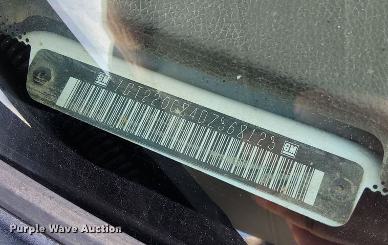 image for item DO8940 2013 GMC Sierra 2500HD  Ext. Cab pickup truck