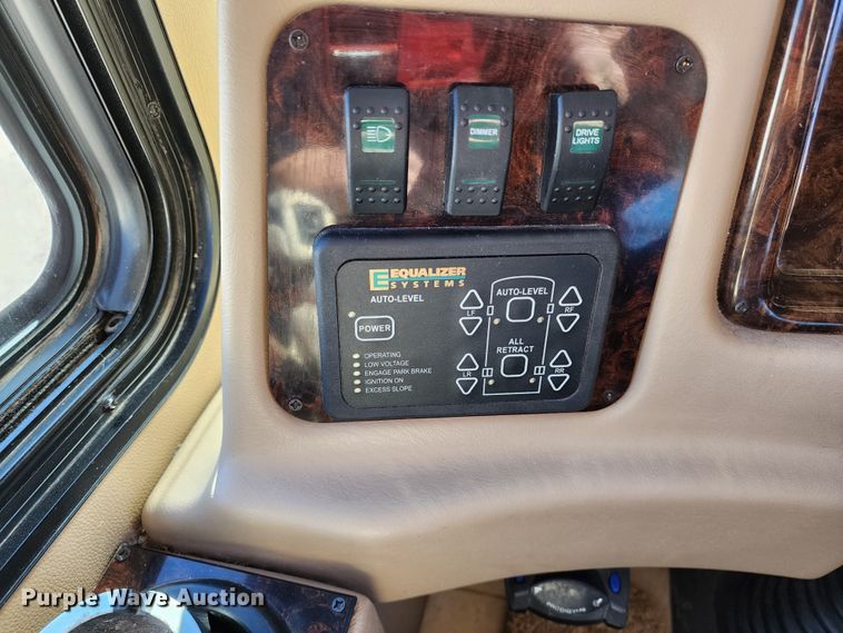 image for item DO8941 2012 Entegra Coach Anthem  RV