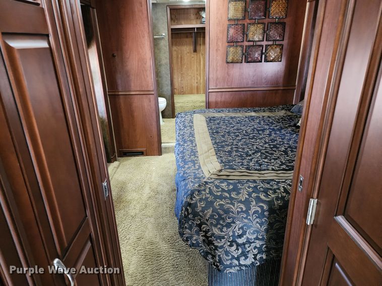 image for item DO8941 2012 Entegra Coach Anthem  RV