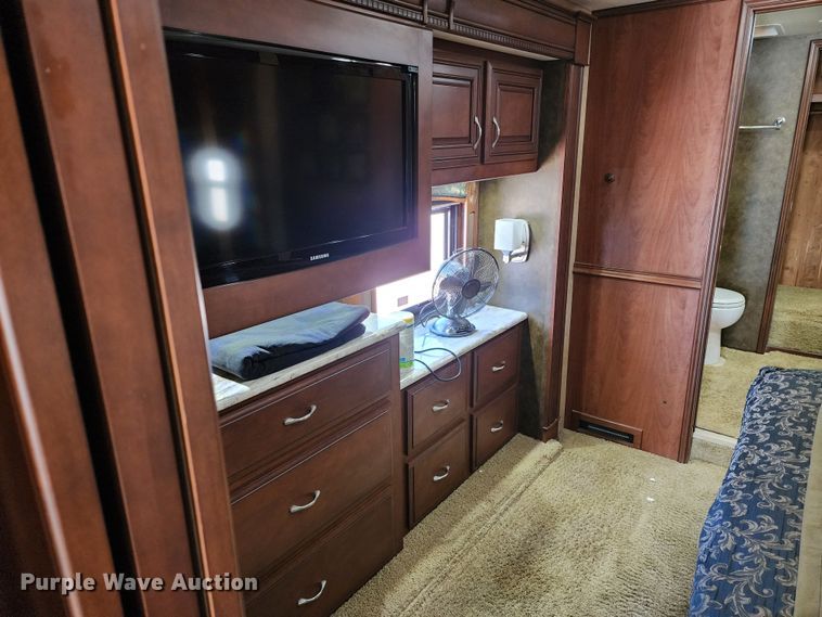 image for item DO8941 2012 Entegra Coach Anthem  RV